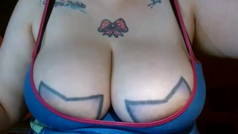 Snapshot of bianka_star_ chatting on 4, 1, 2025 bianca online show from 4, 1, 2025