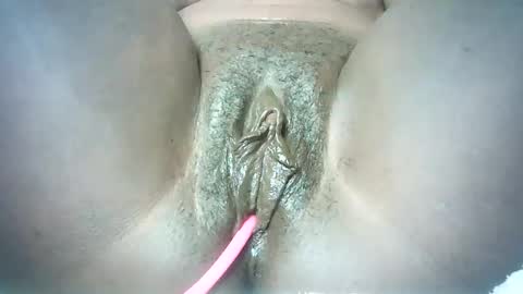 pretty online show from 23, 1, 2025