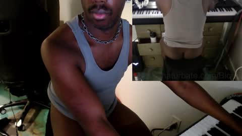 BicepsandFrot online show from 2, 3, 2025