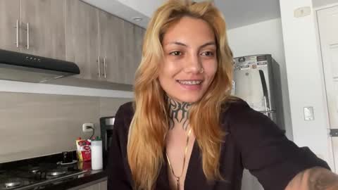 Snapshot of big__pussy69 chatting on 18, 1, 2026 big__pussy69 online show from 18, 1, 2026