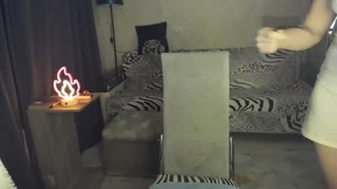 Snapshot of big_mam chatting on 13, 12, 2025 mom online show from 13, 12, 2025