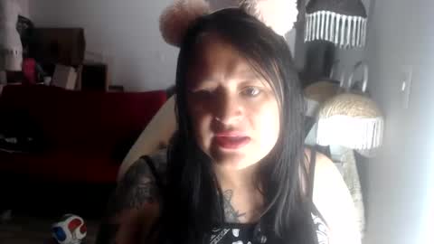 Snapshot of bigass_hot1 chatting on 22, 4, 2026 KATERINE online show from 22, 4, 2026