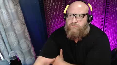 BigBear4Cuddles online show from 31, 7, 2026