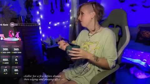 Snapshot of bigbearandbunny chatting on 16, 10, 2025 bigbearandbunny online show from 16, 10, 2025