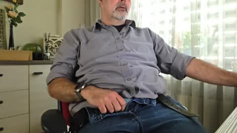 bigbibear88 online show from 9, 4, 2026