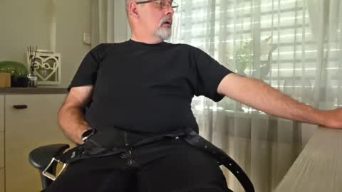 Snapshot of bigbibear88 chatting on 18, 5, 2026 bigbibear88 online show from 18, 5, 2026