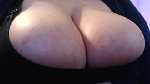 bigbittiesandfun online show from 23, 4, 2026