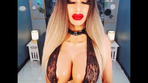 Loraine Cruz online show from 4, 5, 2026