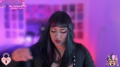 Snapshot of bigboobs_cloe chatting on 24, 11, 2025 bigboobs cloe online show from 24, 11, 2025