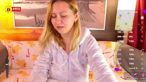 Snapshot of bigboobsarri chatting on 5, 11, 2025 BigBoobsArri online show from 5, 11, 2025