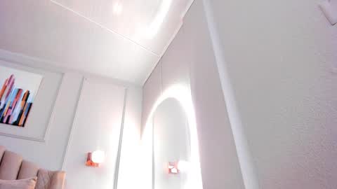   online show from 22, 12, 2025