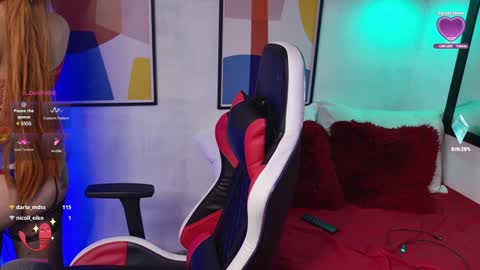 Snapshot of bigboottyxxx chatting on 11, 12, 2024 kyra Moor online show from 11, 12, 2024