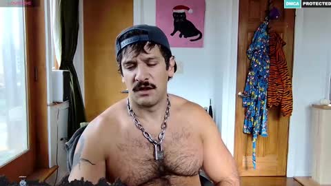 Snapshot of bigbro42069 chatting on 11, 11, 2025 BigBro online show from 11, 11, 2025