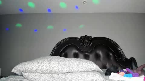 bigbuttsarena online show from 16, 12, 2025