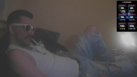 Jon - Im Straight online show from 8, 6, 2026