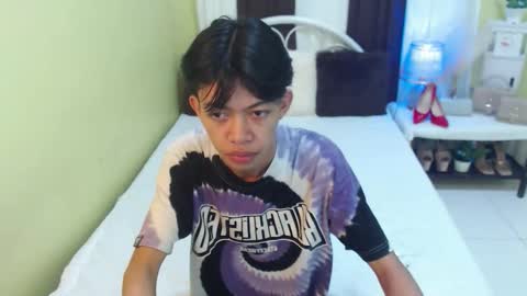 Snapshot of bigcock_kerbzz chatting on 25, 11, 2025 bigcock_kerbzz online show from 25, 11, 2025