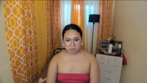 BABY LEXIE online show from 28, 4, 2026