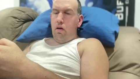 bigcocksuckingslut online show from 24, 2, 2026