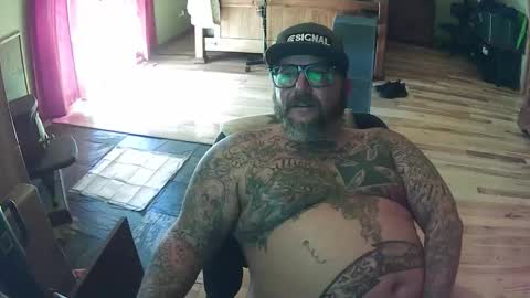 biggdaddy4206913 online show from 29, 10, 2025