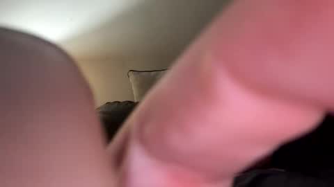 Snapshot of biggloves4bighands chatting on 30, 10, 2025 biggloves4bighands online show from 30, 10, 2025