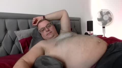 bigguy2014 online show from 17, 4, 2026