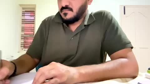 Snapshot of bighandsomesatisfy chatting on 6, 2, 2025 bighandsomesatisfy online show from 6, 2, 2025