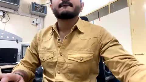 Snapshot of bighandsomesatisfy chatting on 1, 2, 2026 bighandsomesatisfy online show from 1, 2, 2026