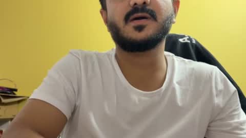 bighandsomesatisfy online show from 20, 7, 2026