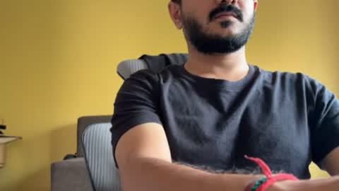 bighandsomesatisfy online show from 23, 7, 2026