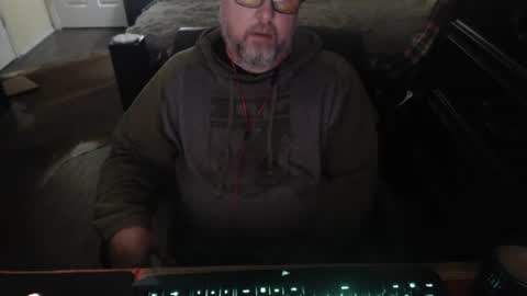 bighugmugg online show from 30, 4, 2026