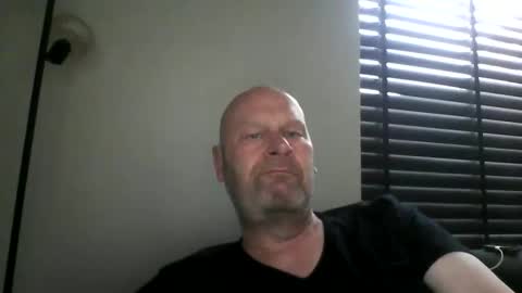 bigmike3339 online show from 4, 2, 2026
