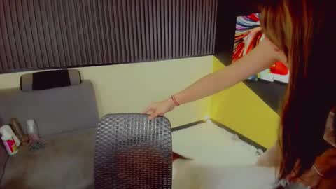 kiaaannaaaa online show from 18, 12, 2024