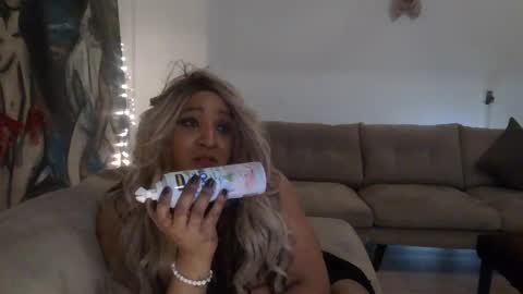 Shemale Anna online show from 20, 12, 2025