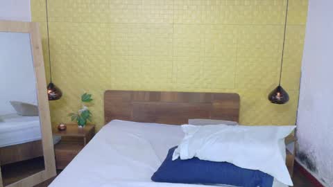 bigroundbooty_ online show from 21, 4, 2026