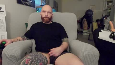 Snapshot of bigseanxoxo chatting on 6, 2, 2025 Sean pronounced Shon online show from 6, 2, 2025