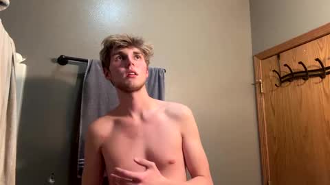 Snapshot of bigskinnyboyshh chatting on 5, 1, 2025 bigskinnyboyshh online show from 5, 1, 2025