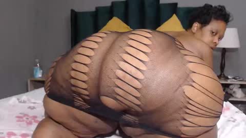 Snapshot of bigsuperbutt chatting on 7, 1, 2026 bigsuperbutt online show from 7, 1, 2026