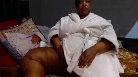 bigsuperbutt online show from 18, 6, 2026