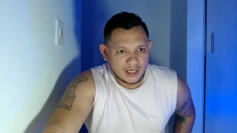 Snapshot of bigthick_blackcock chatting on 17, 6, 2026 MANUEL online show from 17, 6, 2026
