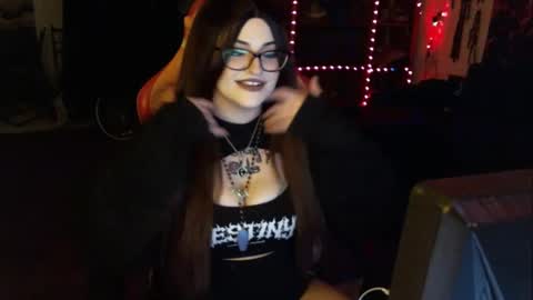 Snapshot of bigtiddygothxx chatting on 22, 11, 2025 Lealithhh online show from 22, 11, 2025