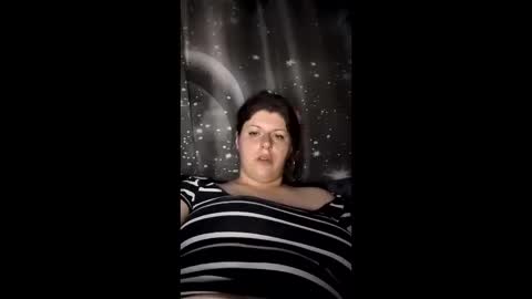 Snapshot of bigtitslala chatting on 2, 4, 2026 bigtitslala online show from 2, 4, 2026