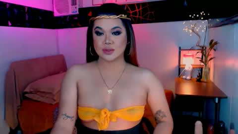 Snapshot of bigtraditionalts chatting on 30, 10, 2025 katy asianbigcockcumshowsmokeanal online show from 30, 10, 2025