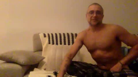 Snapshot of bigvega79 chatting on 12, 11, 2025 bigvega79 online show from 12, 11, 2025