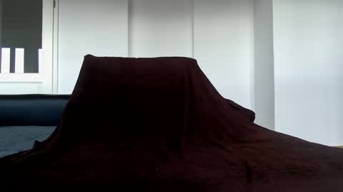 bigwhitecock_1989 online show from 25, 1, 2025