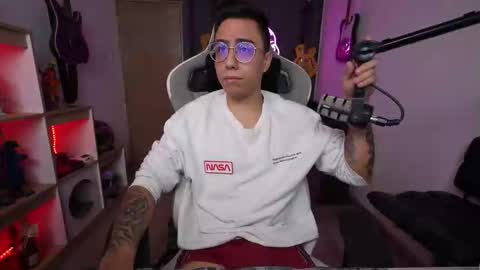 bigxboy96 online show from 11, 11, 2025