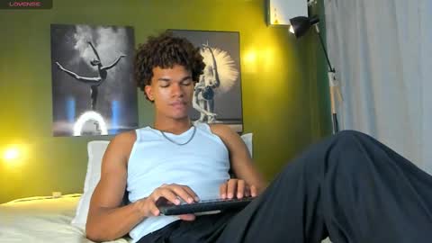 Snapshot of bigxxo chatting on 15, 12, 2024 bigxxo online show from 15, 12, 2024