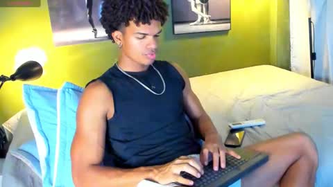 Snapshot of bigxxo chatting on 4, 3, 2025 bigxxo online show from 4, 3, 2025