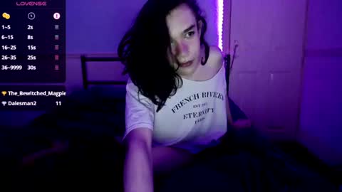 straything online show from 10, 6, 2026