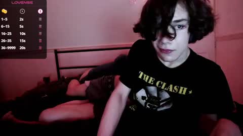 straything online show from 28, 6, 2026