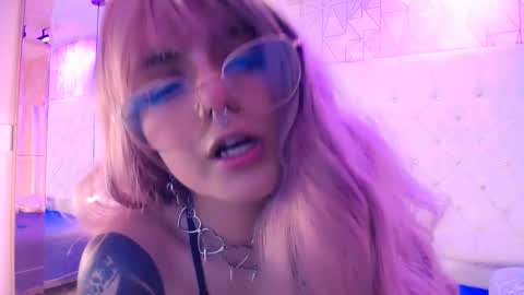 Biizzy online show from 8, 9, 2025